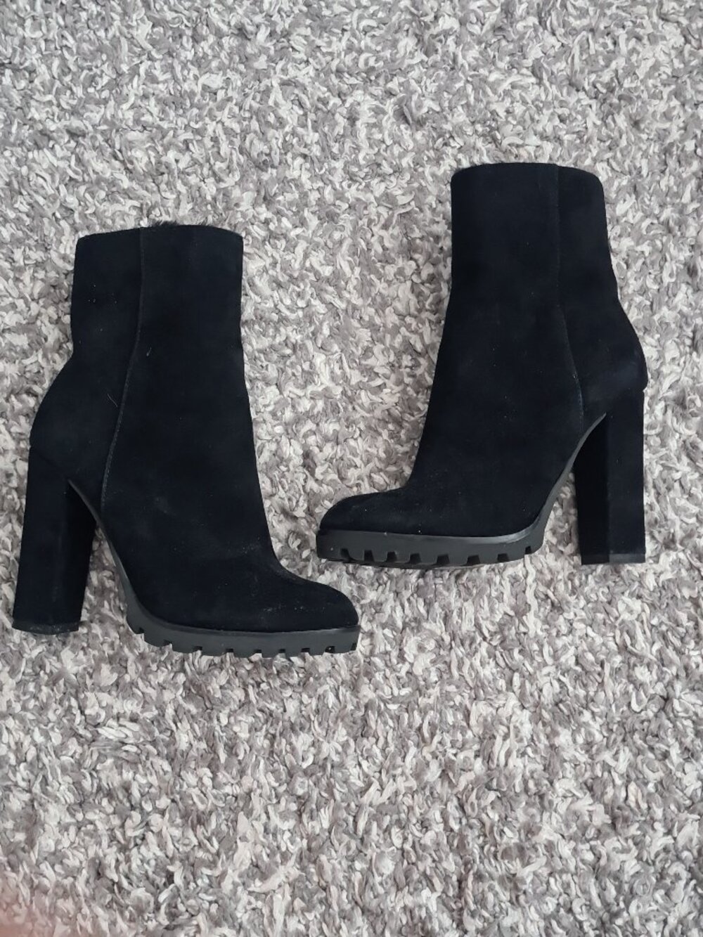 Aldo suede ankle boots SZ.5